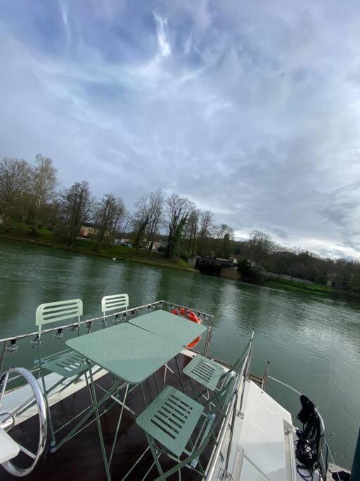La Ferté-sous-Jouarre Charmant Bateau Sur La Marne מראה חיצוני תמונה